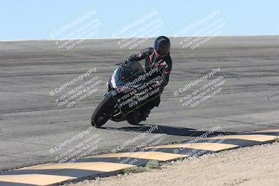 media/Oct-13-2025-Moto Forza (Mon) [[a66d839500]]/4-C Group/Session 2 (Bowl)/